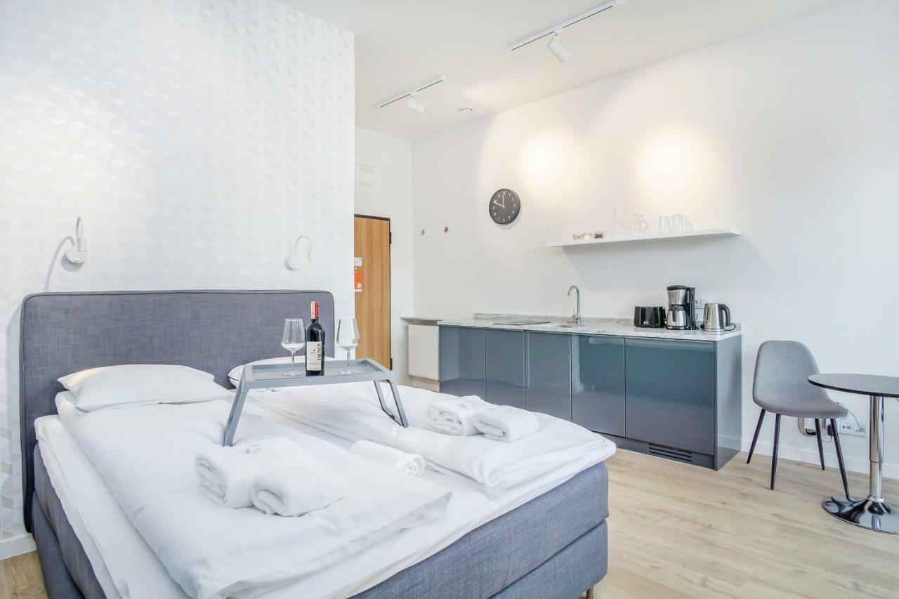 Apartments Poznan Mtp Bukowska By Noclegi Renters ภายนอก รูปภาพ